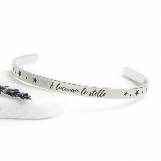 E_Lucevan_Le_Stelle_Cuff_Bracelet_Silver_Lifestyle_03_Mockup.png